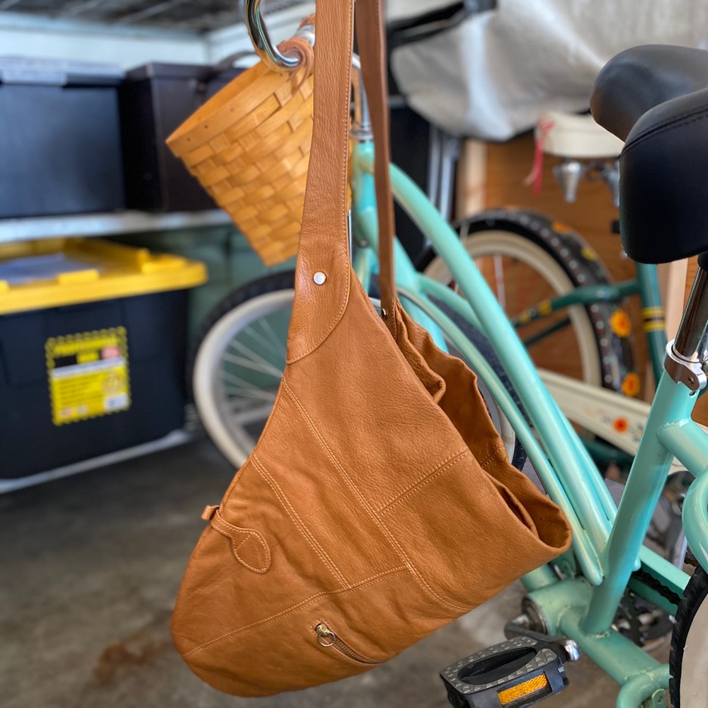 Handbag